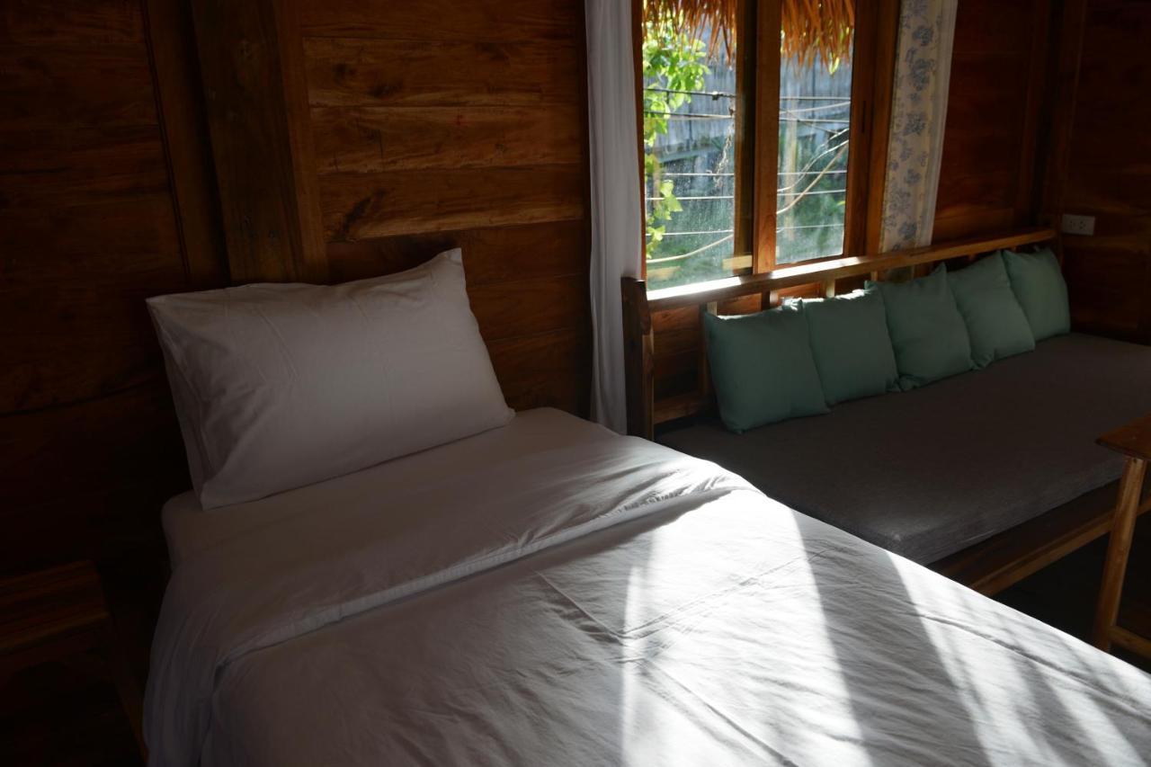 ホテル Baan​ Tonlamphu​ Pakpra パッタルン エクステリア 写真
